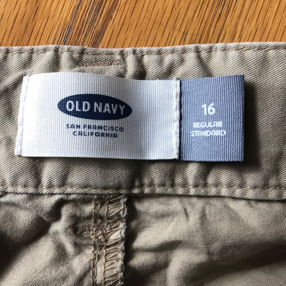 Old Navy khaki shorts